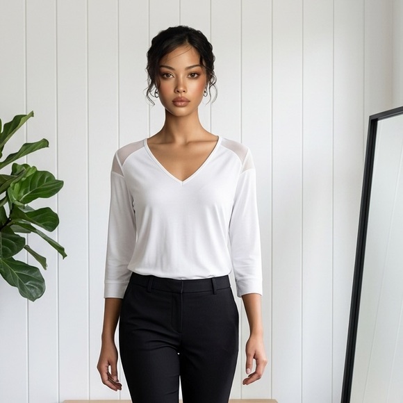 Tops - Elegant White V-Neck Women's Top